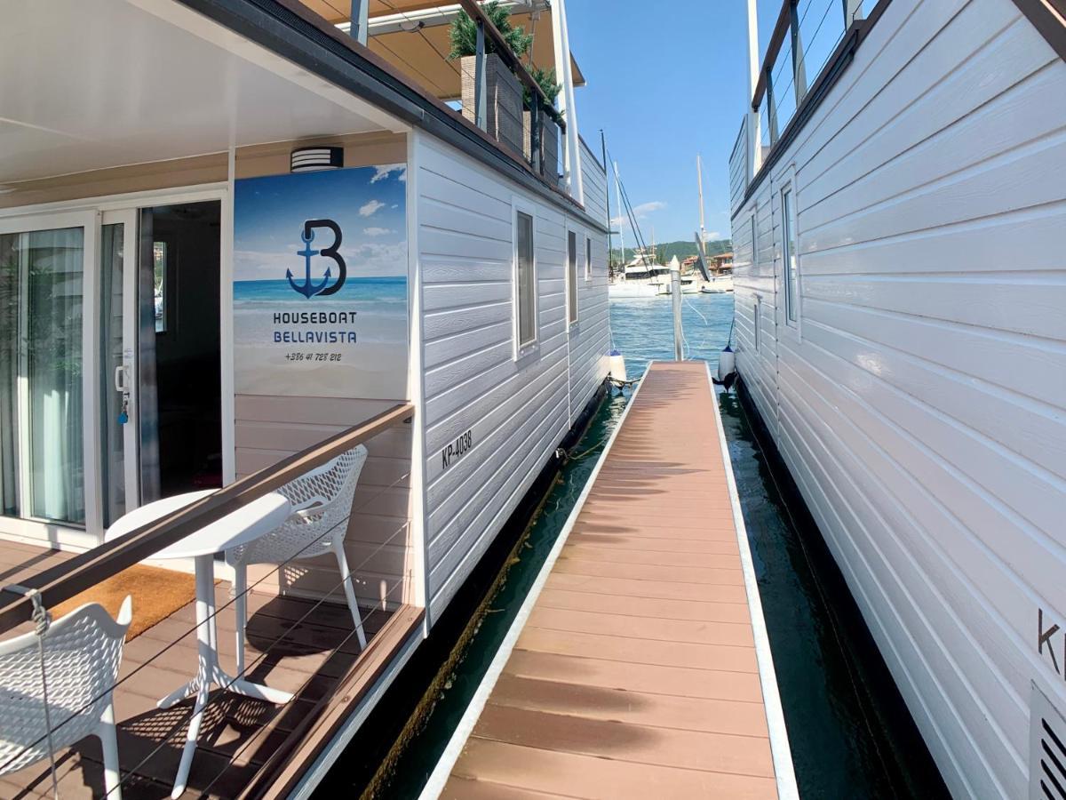 Bellavista Houseboat Apartment Portorose Exterior photo